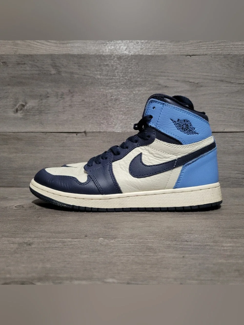 Air Jordan 1 Retro High OG Mens Size 6.5 (6.5y) Obsidian 555088-140